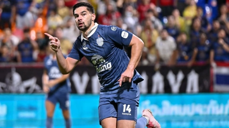 Sandy Walsh Cetak Sejarah! Buriram United Juara ASEAN Club Championship