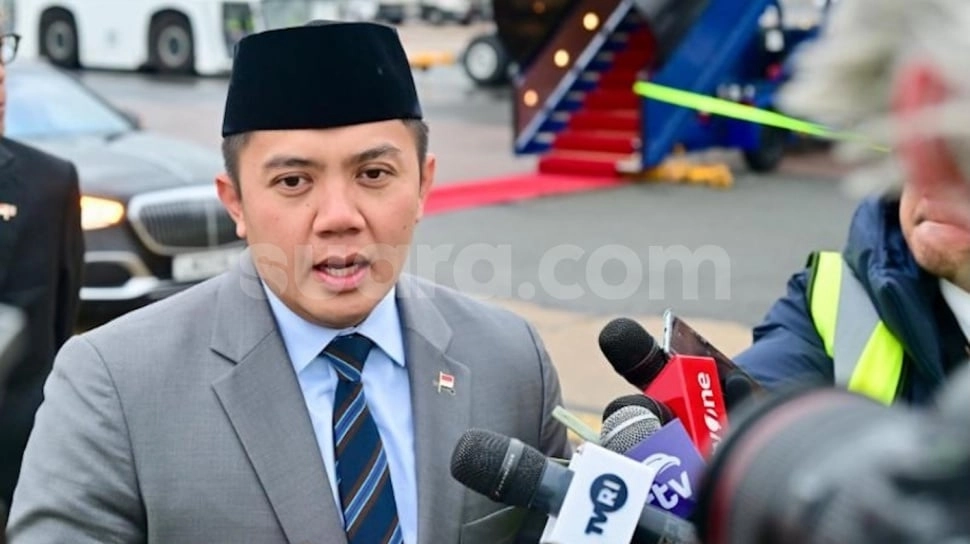 Seskab Teddy: Lawatan Luar Negeri Bukan Gagah-gagahan, Prabowo Tanggung Kelebihan Biaya