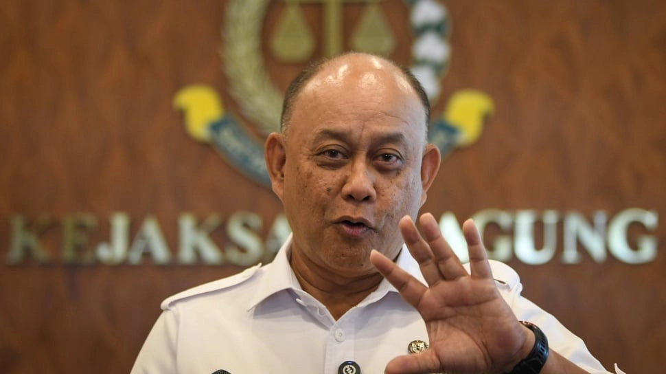 Eks Kepala BGN Dadan Hindayana Diperiksa Kejagung, Lodewyk Pusung dan Sony Sanjaya Ikut Diciduk