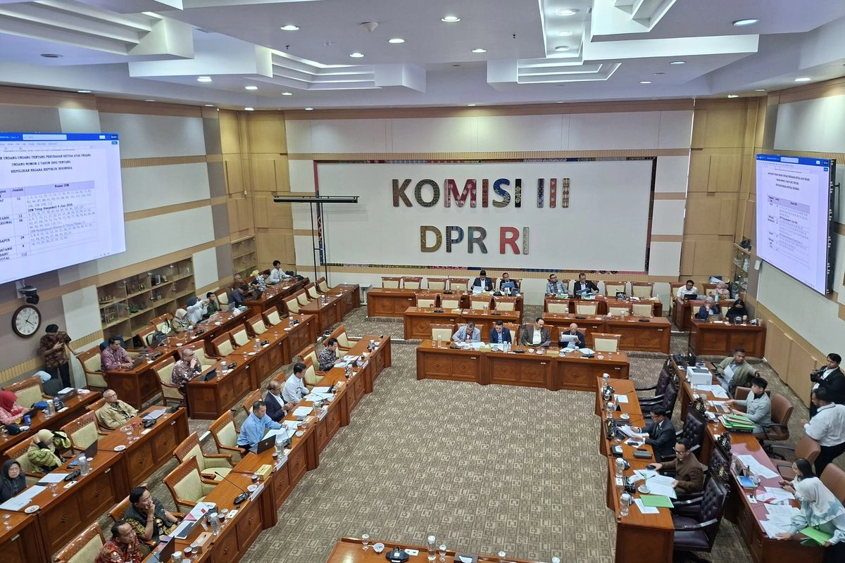 Revisi UU Polri Dibahas, Pemerintah Serahkan 112 Daftar Masalah ke DPR