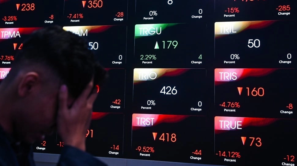 IHSG Koreksi di Tengah Isu Pergantian Menkeu, BEI Buka Suara