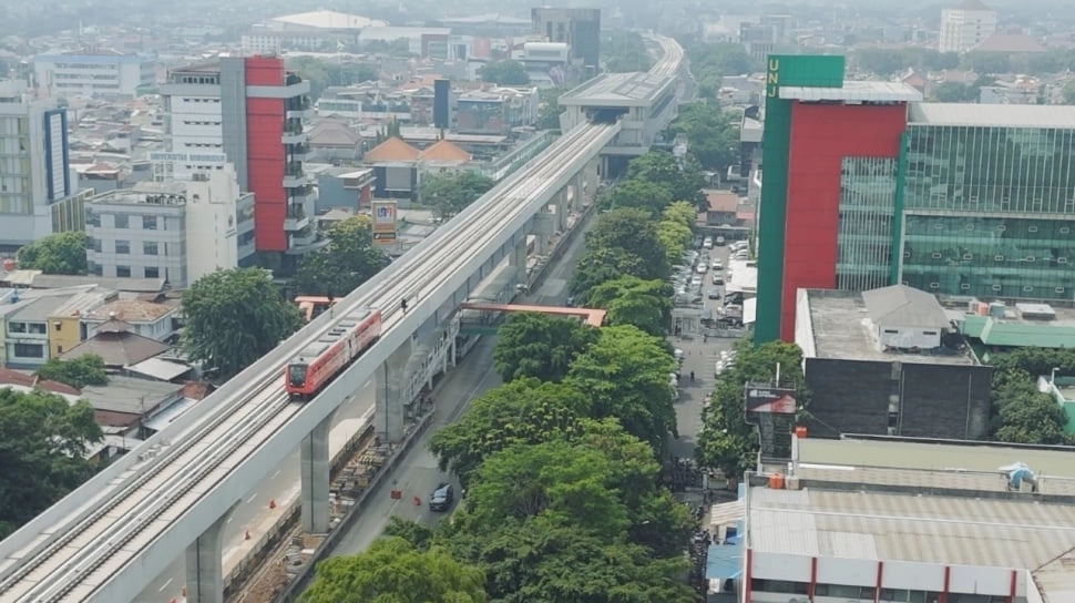 LRT Jakarta Fase 1B Masuki Tahap Uji Coba, Waskita Karya Catat Progres Konstruksi 93,07 Persen