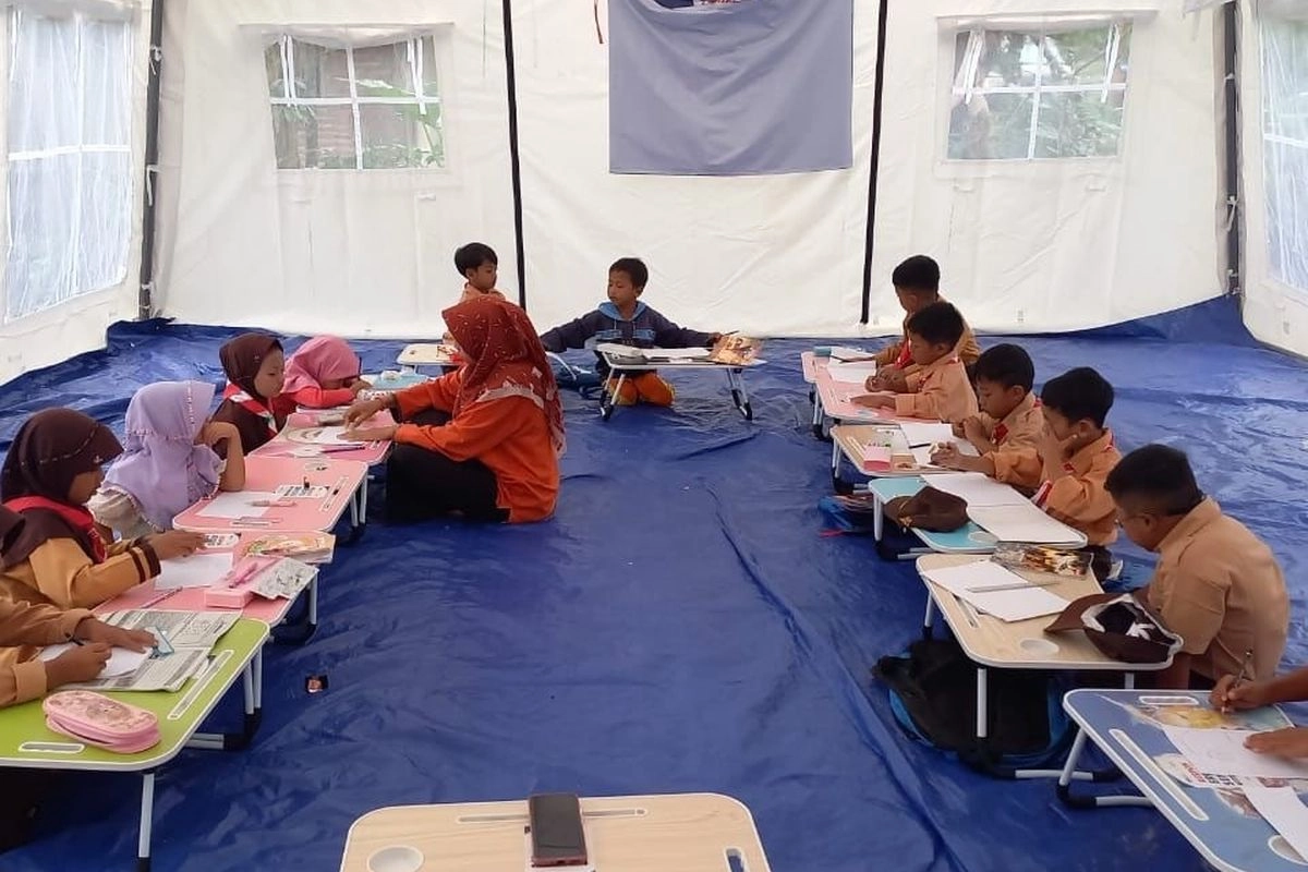 Satgas PRR Targetkan Tak Ada Lagi Siswa Belajar di Tenda pada Tahun Ajaran Baru