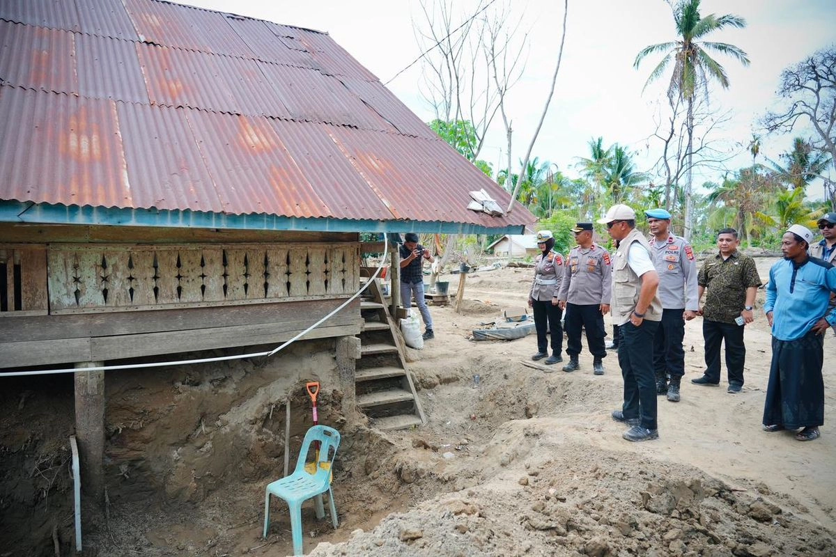 Sekretaris BNPP RI Tinjau Banjir Pidie Jaya, Dorong Pembangunan Tanggul Permanen
