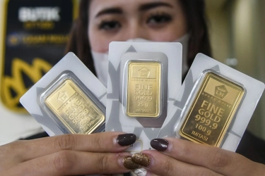 Harga Emas Antam Sepekan Turun Rp 61.000 Per Gram, Buyback Susut Rp 78.000