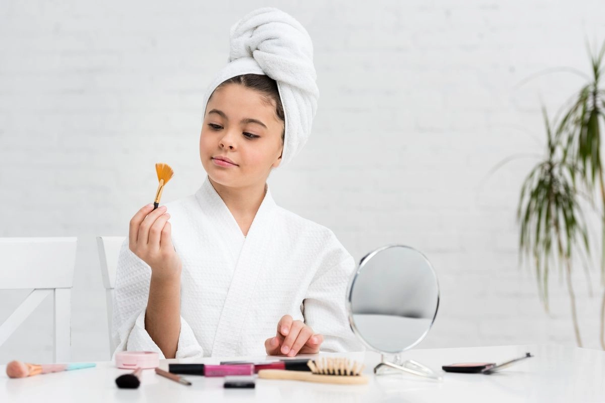 Anak Perempuan Kini Terobsesi Skincare, Ahli Peringatkan Fenomena ''Cosmeticorexia''