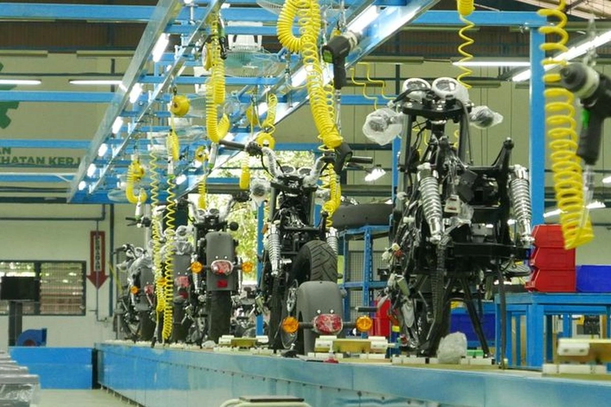 Industri Manufaktur Tertekan Rupiah, Harga Produk Berisiko Naik 3 sampai 7 Persen