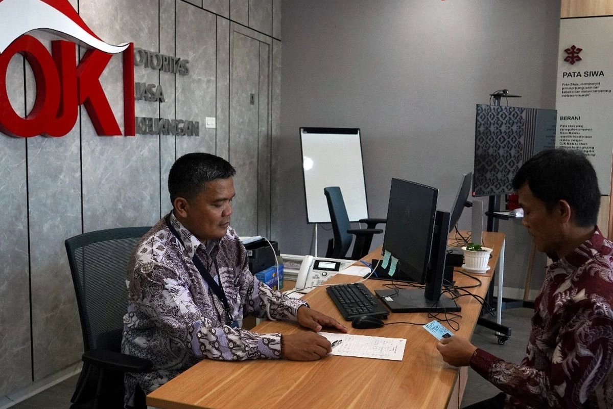 OJK Awasi Khusus 8 Pinjol, Masalah Utama Modal dan Kredit Macet
