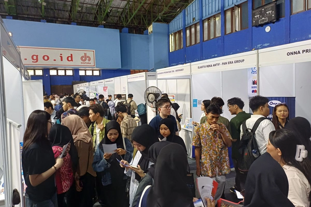 Bonus Demografi di Tengah Krisis Kesesuaian Pendidikan dan Pekerjaan