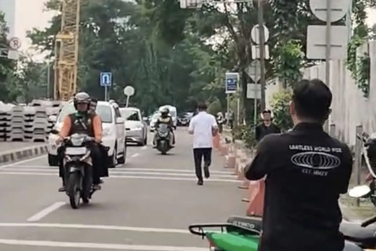 John Field Setor Rp 30 Miliar ke Pegawai Bea Cukai yang Lari usai Diperiksa KPK