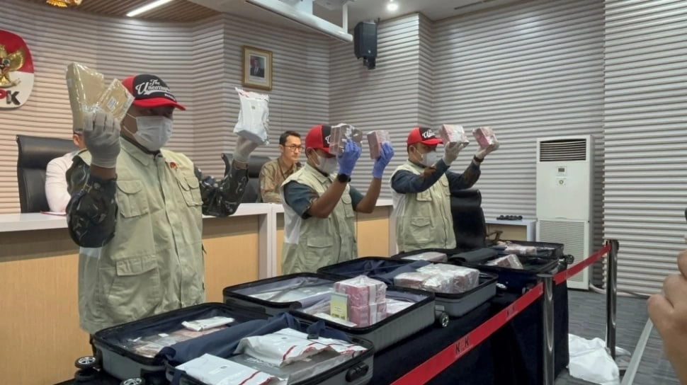 Bantah Kenal Pejabat Bea Cukai, Heri Black Akui Pernah Urus Kontainer Blueray